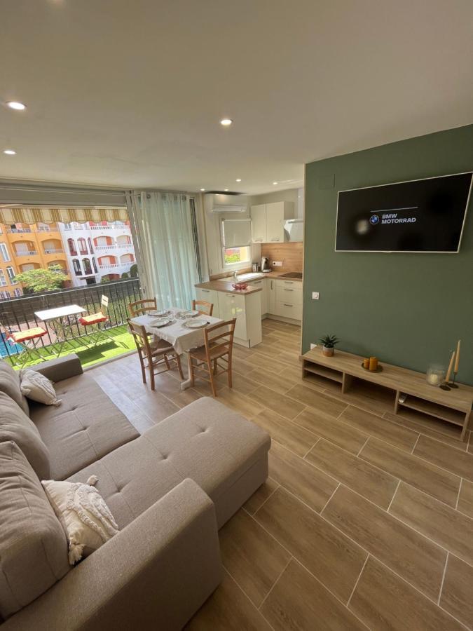 Appartement 1 Chambre Climatise Avec 3 Piscines A 200 M De La Plage 艾姆布里亚布拉瓦 外观 照片